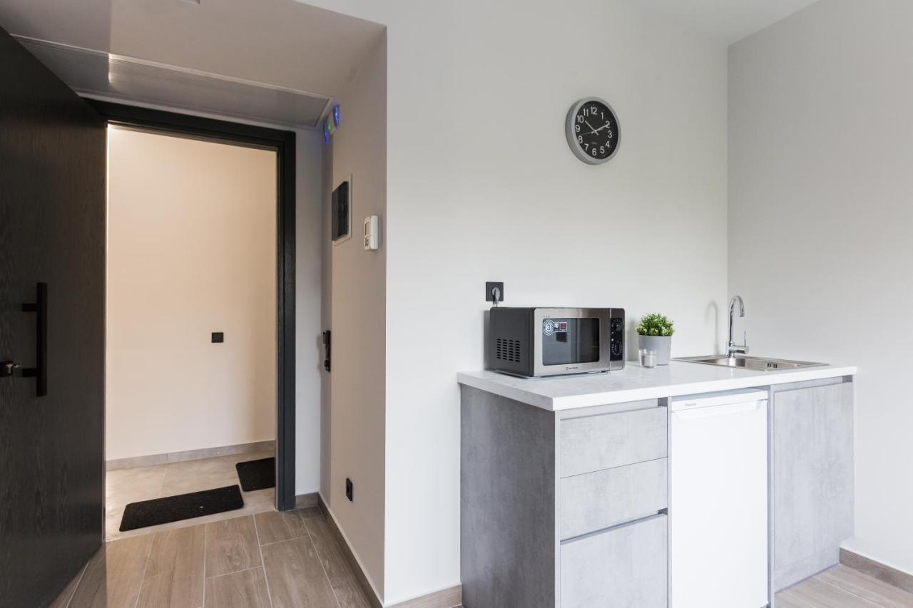 12 Reasons Why Metaxourgeio Aparthotel Aten Exteriör bild