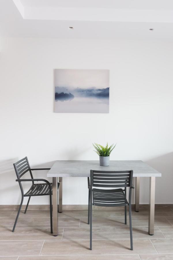 12 Reasons Why Metaxourgeio Aparthotel Aten Exteriör bild